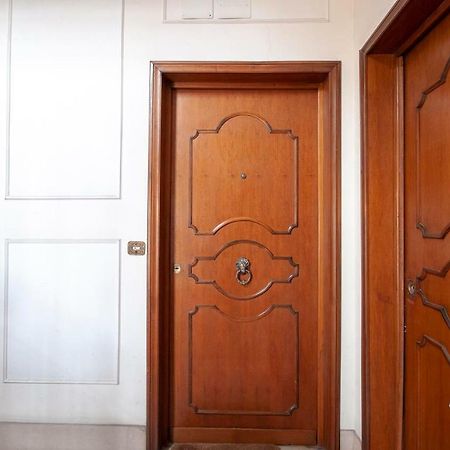 Appartamento Via Del Corso Roma Ngoại thất bức ảnh